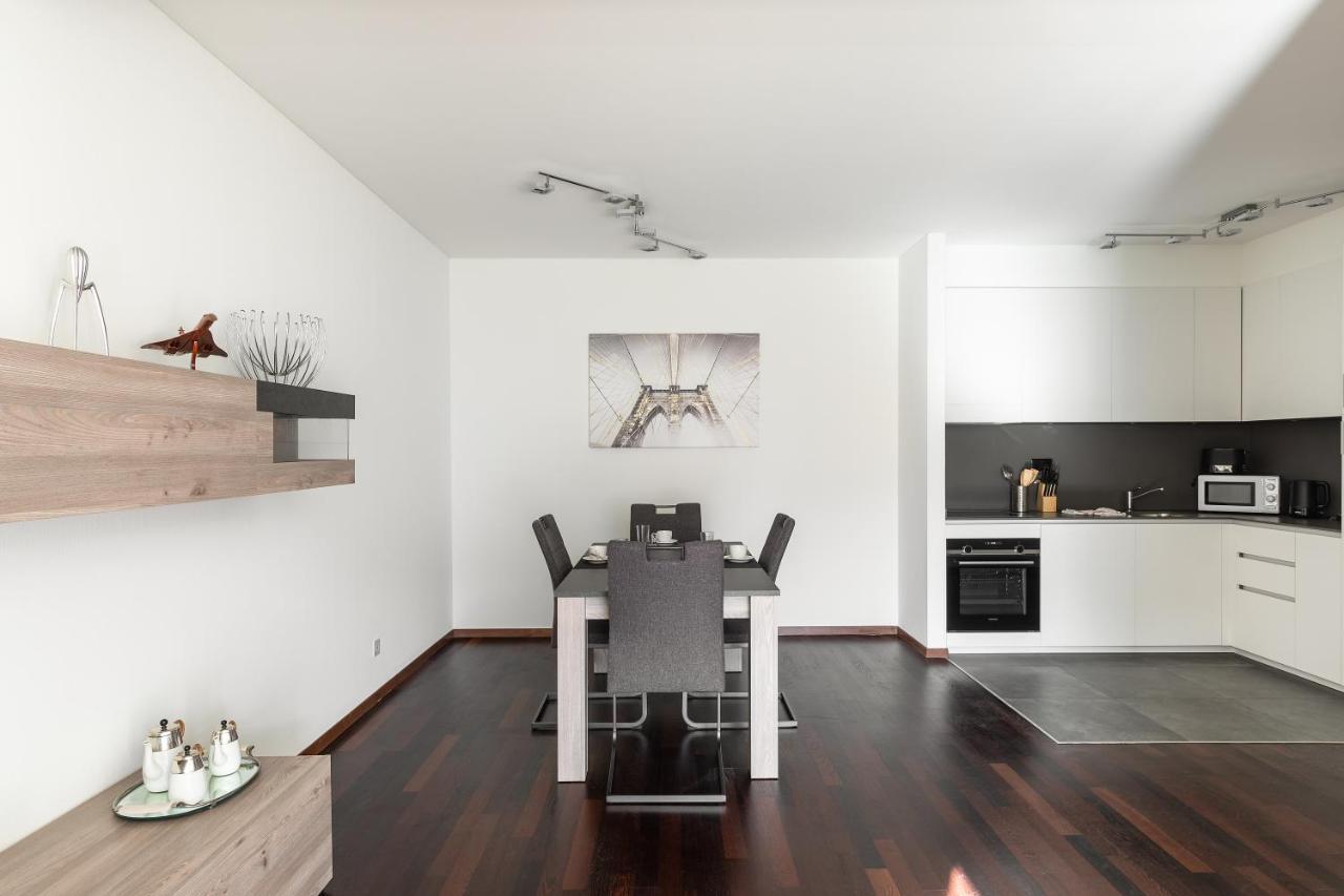 Maraini 15 By Quokka 360 - Bright Flat With Lake View Lugano Bagian luar foto